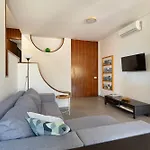 - Charming Flat With Garden *
