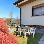 - Charming Flat With Garden