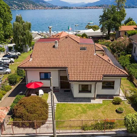 - Charming Flat With Garden *