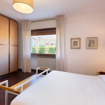 Lägenhet - Charming Flat With Garden