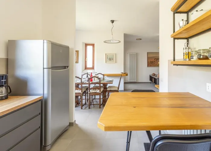 - Charming Flat With Garden アパート バヴェーノ