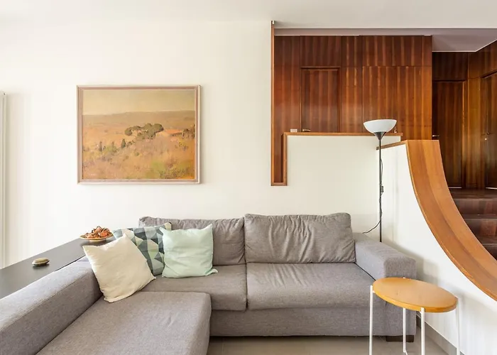 - Charming Flat With Garden アパート